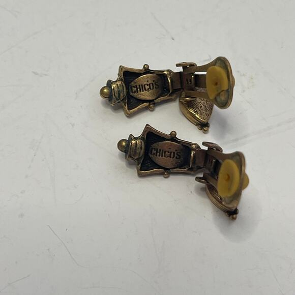 Vintage Chico's earrings clip on clip-on burnished gold tone enameled jewelry - Picture 4 of 6